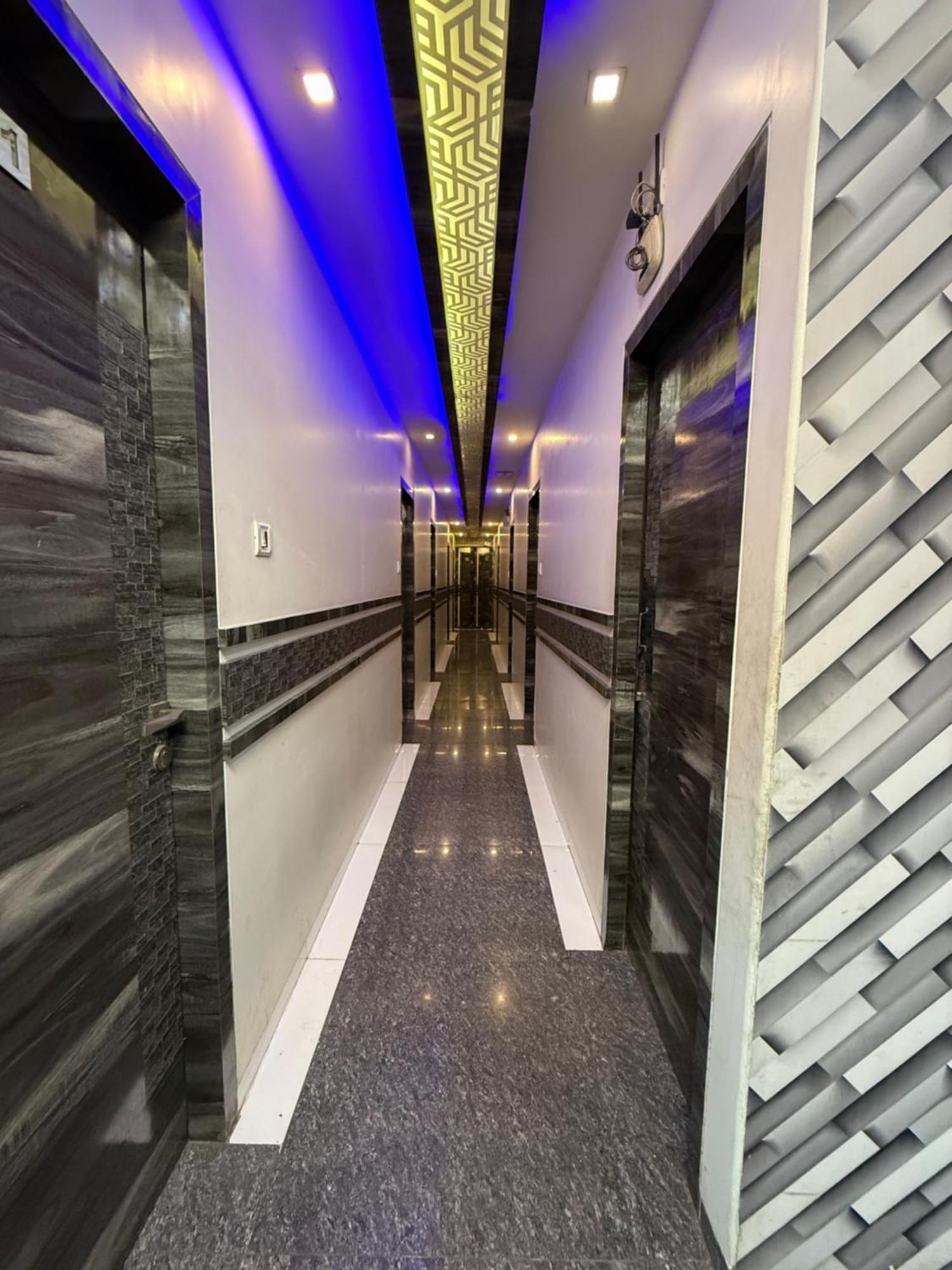 M E R I T O N Hotel T-2 Mumbai Exterior photo