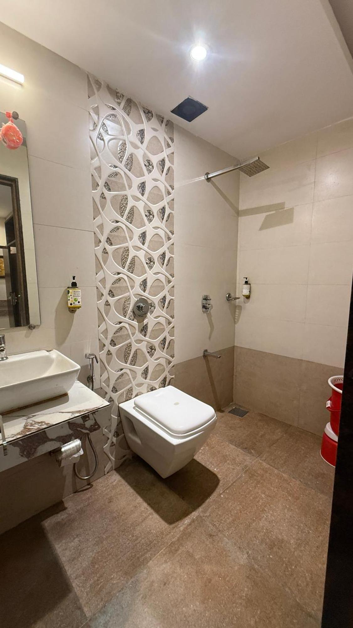 M E R I T O N Hotel T-2 Mumbai Exterior photo